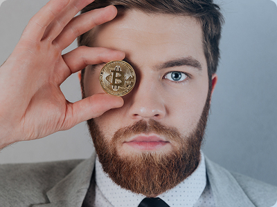 Julian Wolf – Chief Analyst bei Peluro Zekrin