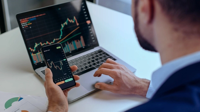 Peluro Zekrin KI-Handelsdashboard